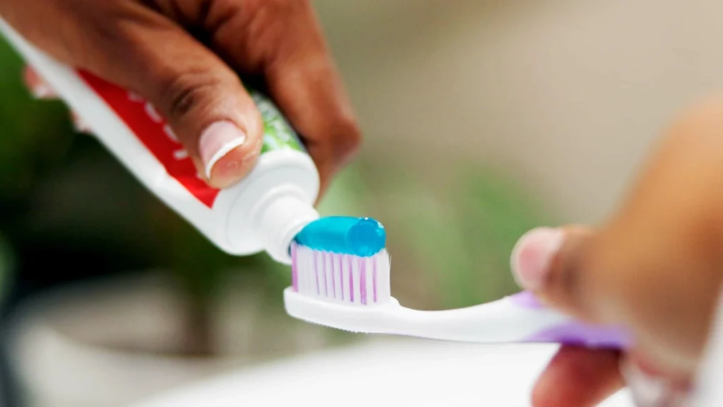 Oral hygiene habits for dental implant success