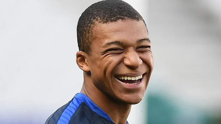 Kylian Mbappé Smile Before and After: What Fans Notice and the Rumors Behind His Smile Evolution
