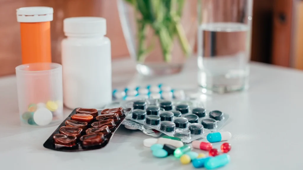 Medications that may affect veneer treatment and oral tissue response